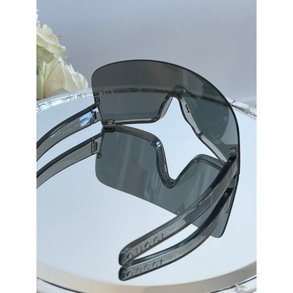 NEW Gucci GG1631S Silver Mirror Mask Shield Sunglasses - Picture 8 of 8
